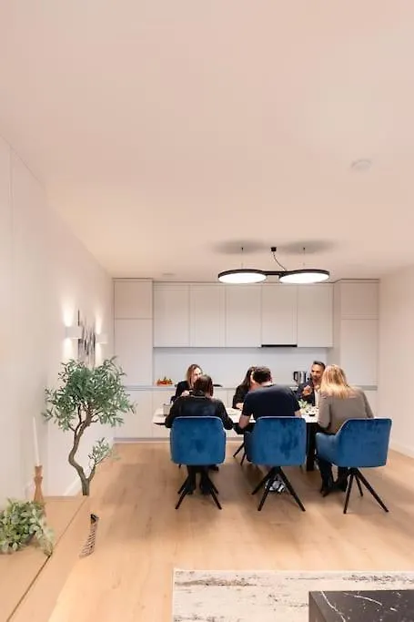 Henry'S Appt With A Private Suite 413 - Shared Kitchen Luxembourg Apartment