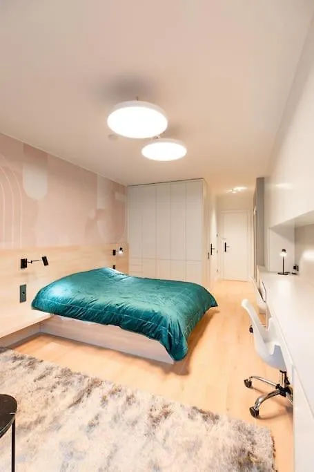 Henry'S Appt With A Private Suite 413 - Shared Kitchen Luxembourg Apartment